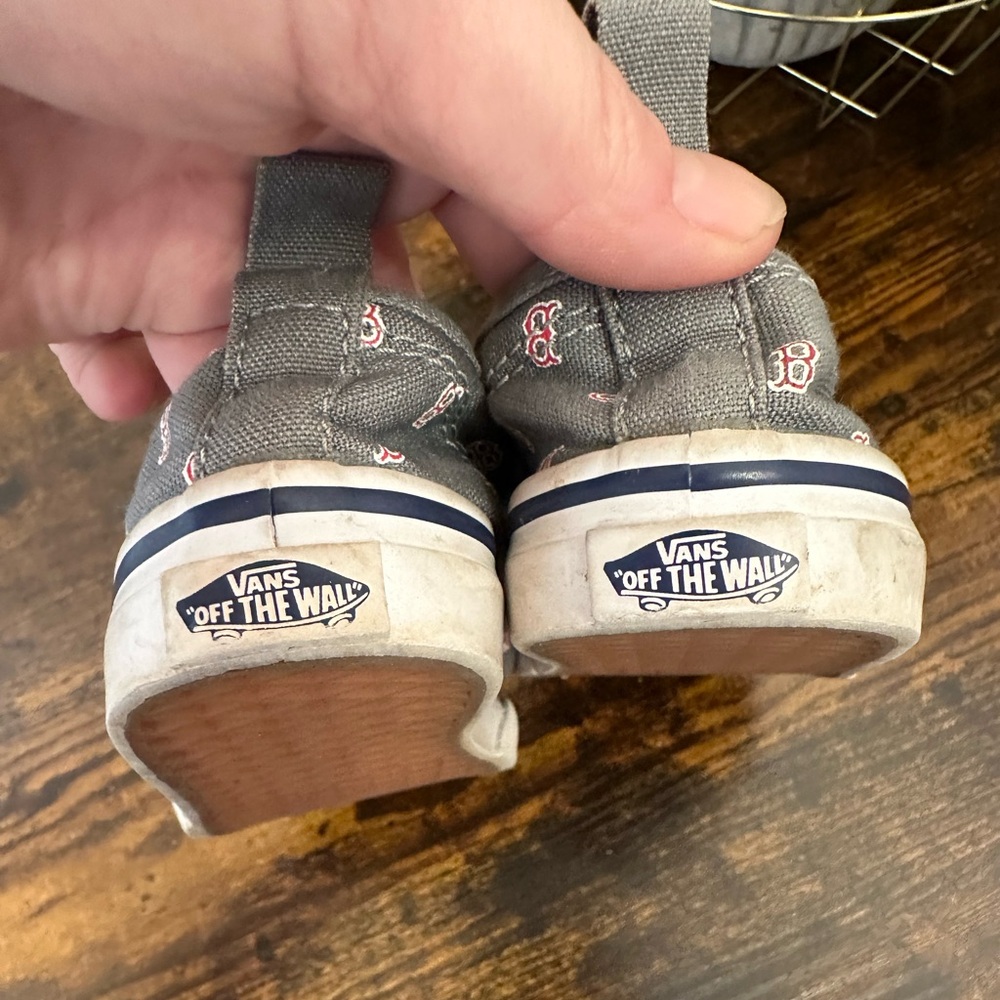 Boston Red Sox MLB x Vans - Picture 7 of 8